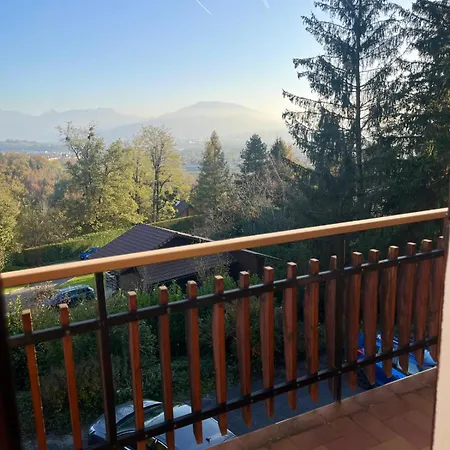 & Serenite, Vue Epoustouflante Montagne & Ferienhaus Annecy