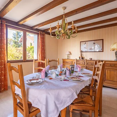 & Serenite, Vue Epoustouflante Montagne & Casa vacanze Annecy